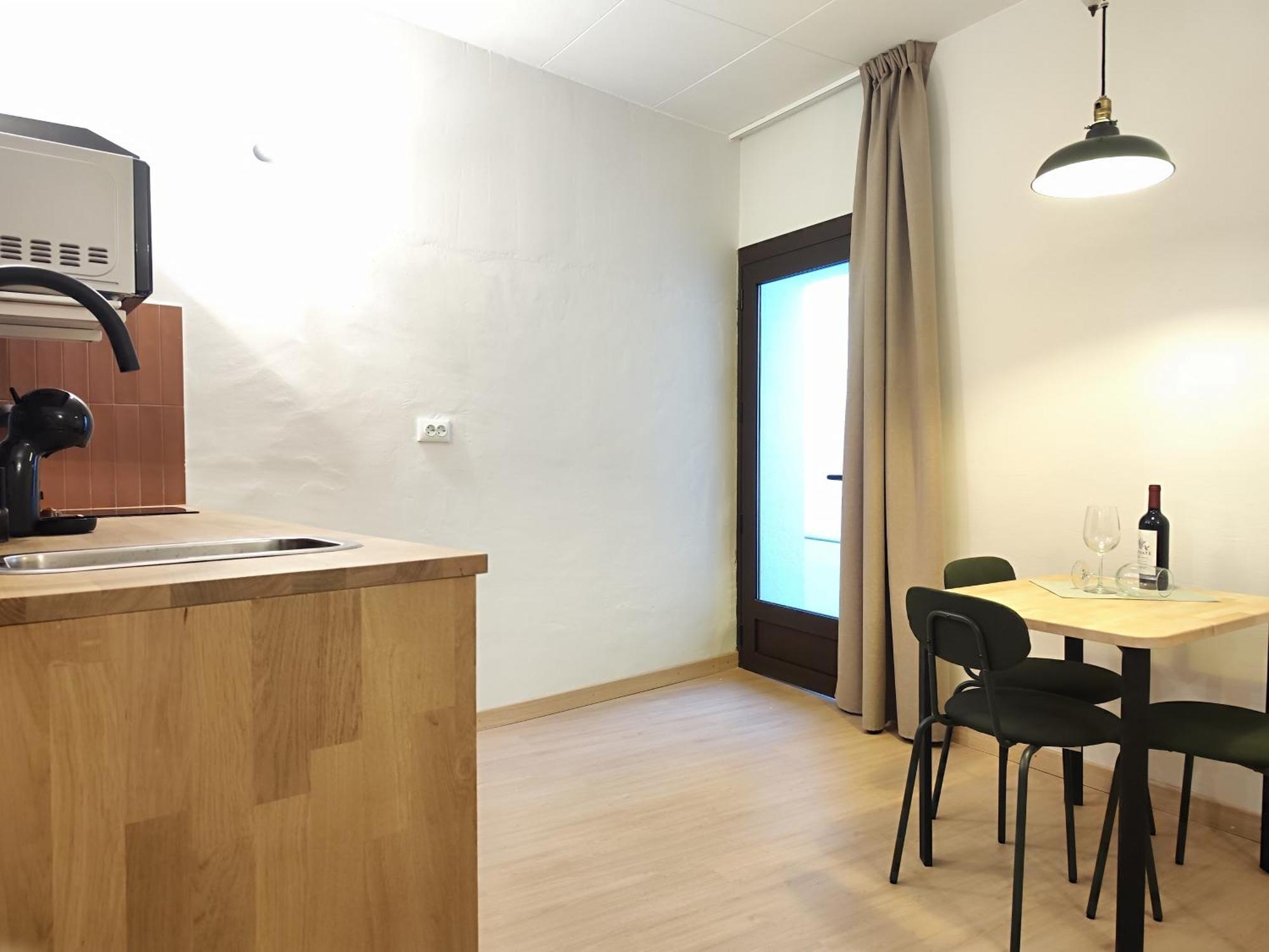 Mazi Placa Gran Mataro Bilik gambar
